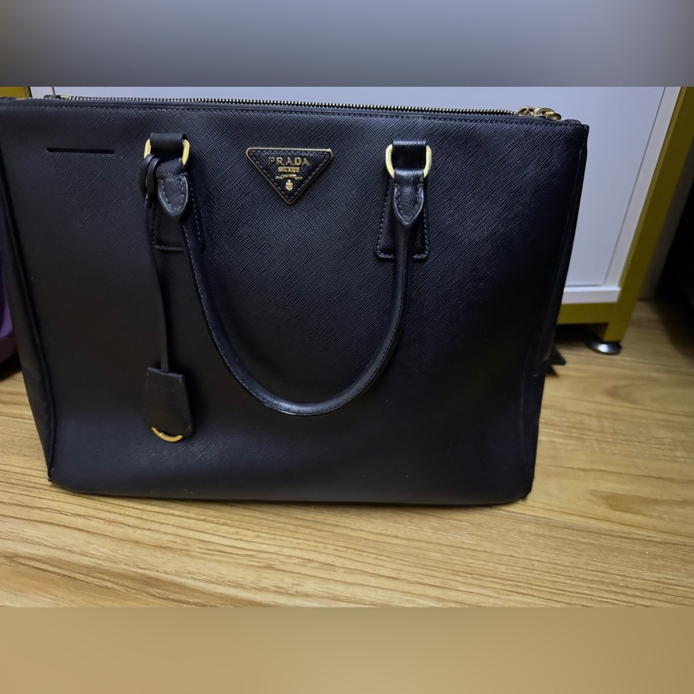 Prada Saffiano Lux Large Galleria Tote